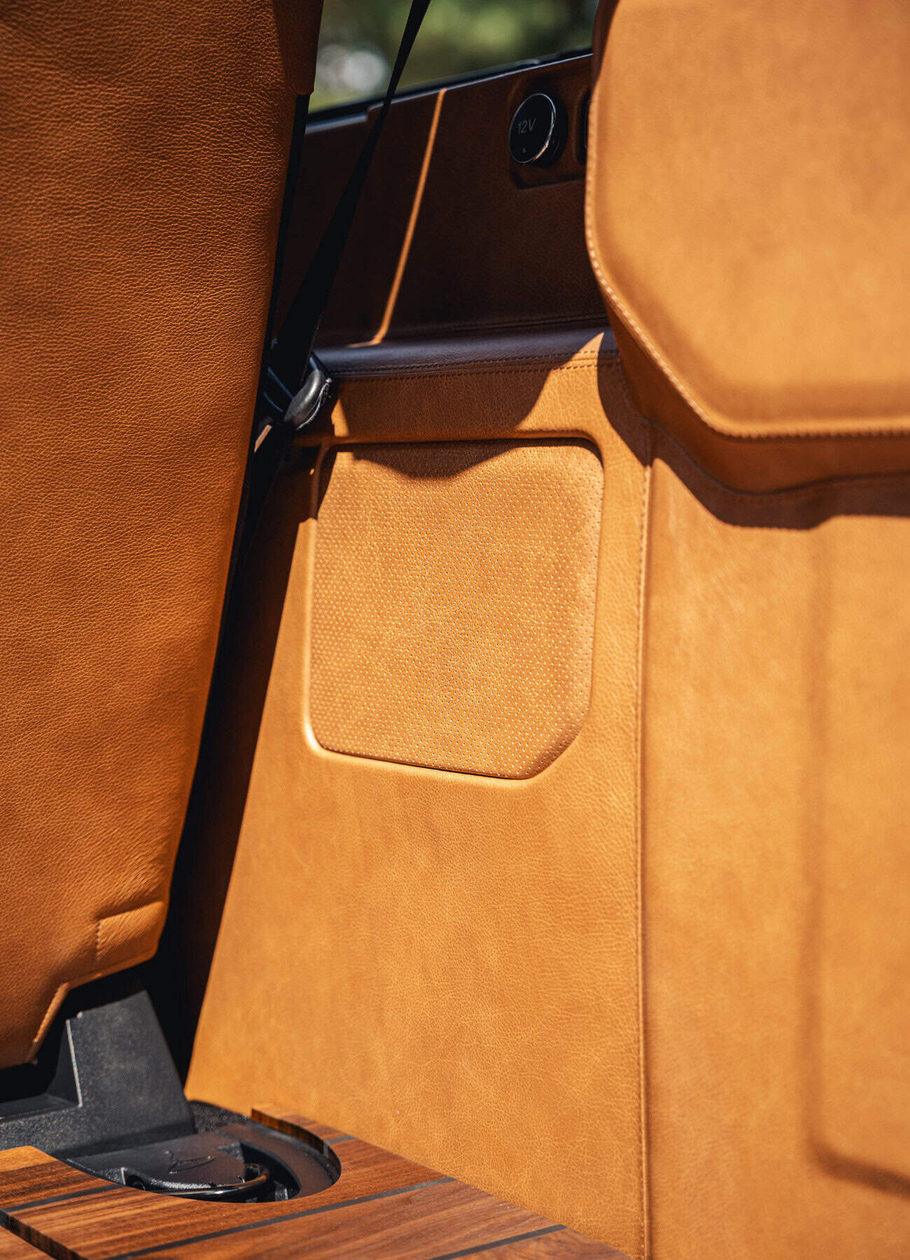 Teak: Decking in the cargo bay, oiled by hand